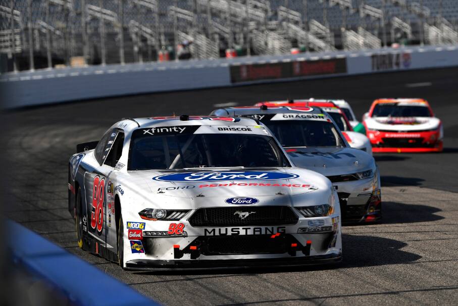 Custer (00) started on the outside of the front row next to Team Penske's Joey Logano (12). Custer (00) started on the outside of the front row next to Team Penske's Joey Logano (12).